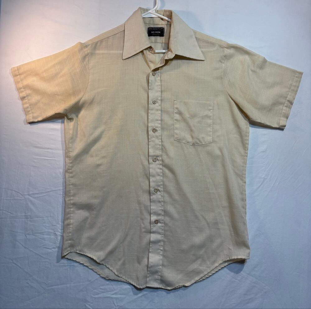 Vintage JCPenney No Iron Cream Short Sleeve Button Up Shirt Mens Retro